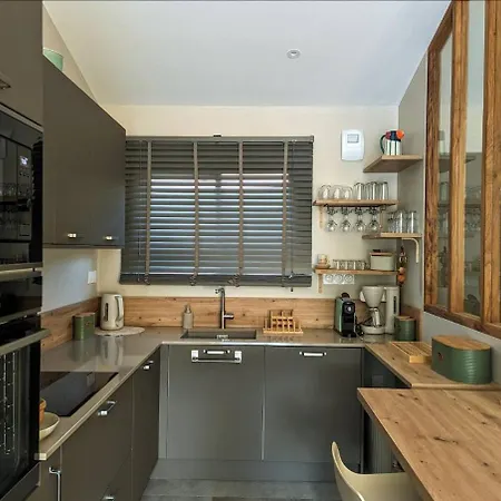 Дом отдыха Avec Niche Dans La Foret A Deux Pas Des Plages Сен-Жан-де-Мон