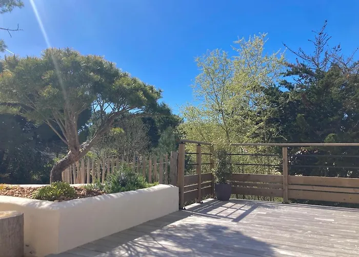 Avec Niché Dans La Forêt à Deux Pas Des Plages Saint-Jean-de-Monts